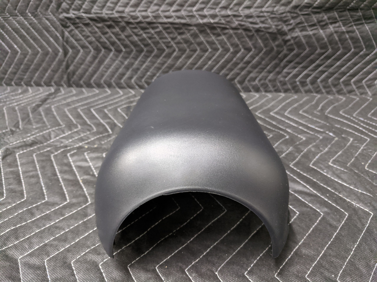 BMW E90/E91/E92/E93 M3 Steering Column Trim Panel Bottom 61316950263 - Image 4