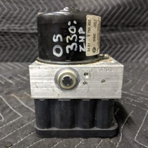 BMW E46 330 ABS Brake Pump Module 34516765452