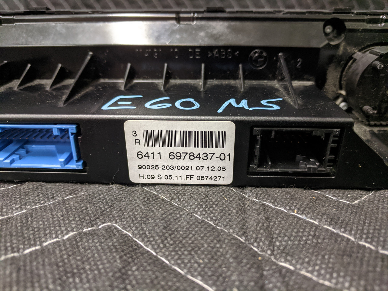 BMW E60/E61/E63/E64 M5 Climate Temperature Control Module 64116978437 - Image 6
