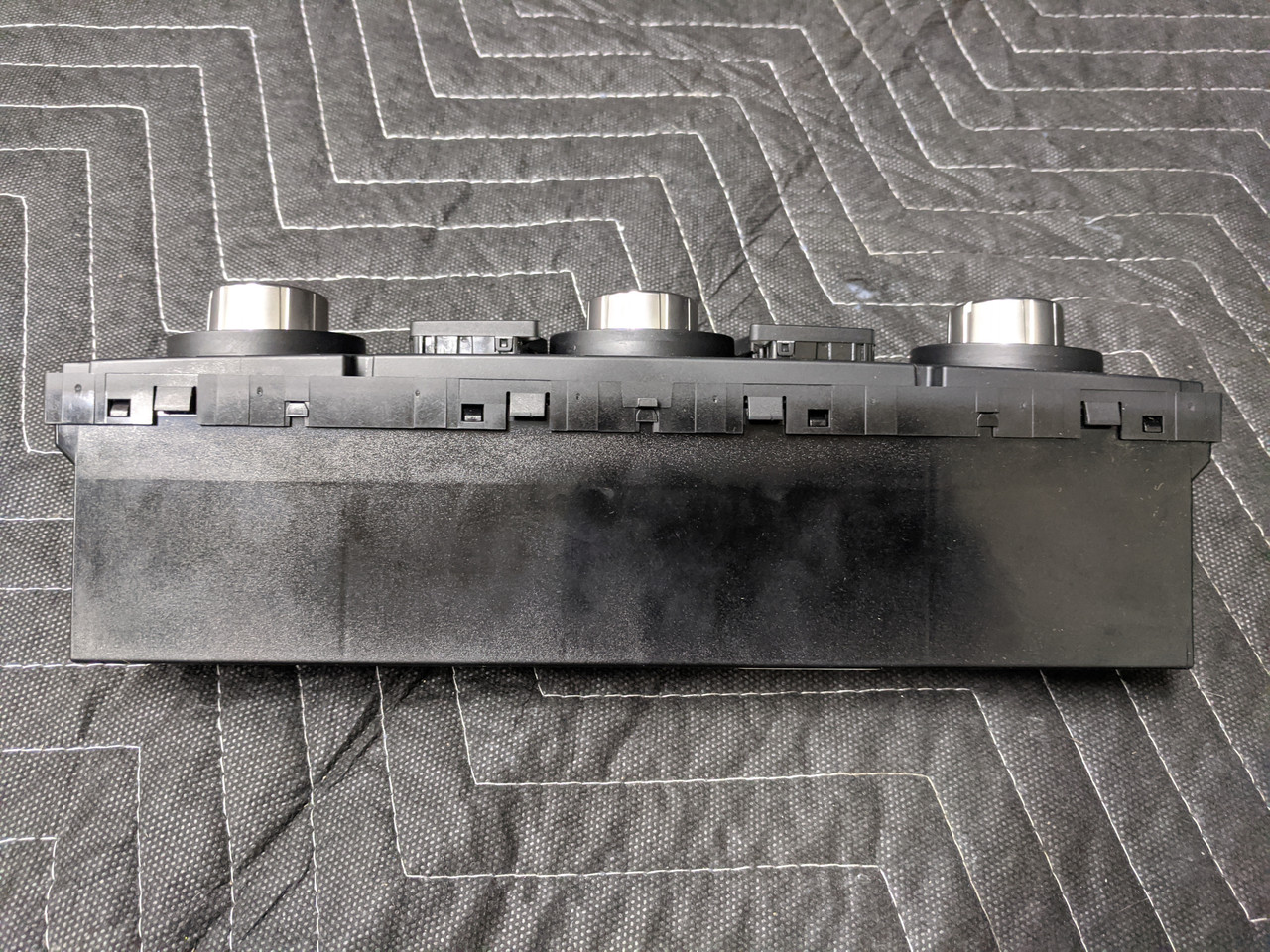 BMW E60/E61/E63/E64 M5 Climate Temperature Control Module 64116978437 - Image 4