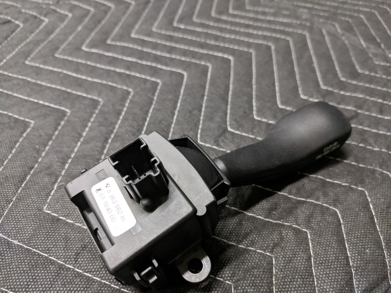 BMW E46/E83/E85/E86 X3 Z4 Turn Signal Switch 61318363662 - Image 2