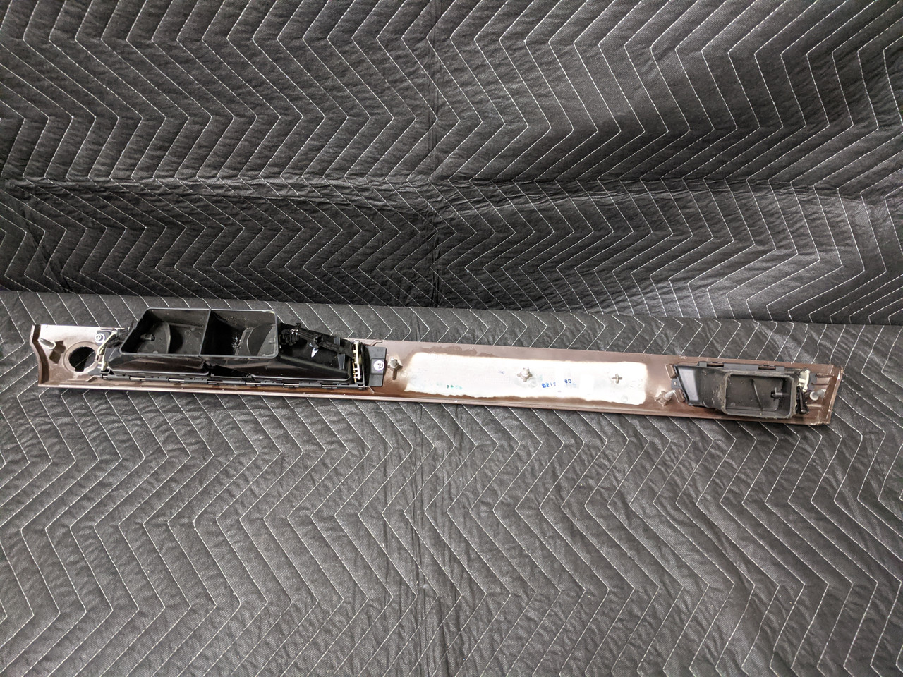 BMW E90/E91 3-Series Poplar Wood Dashboard Trim Right - Image 9