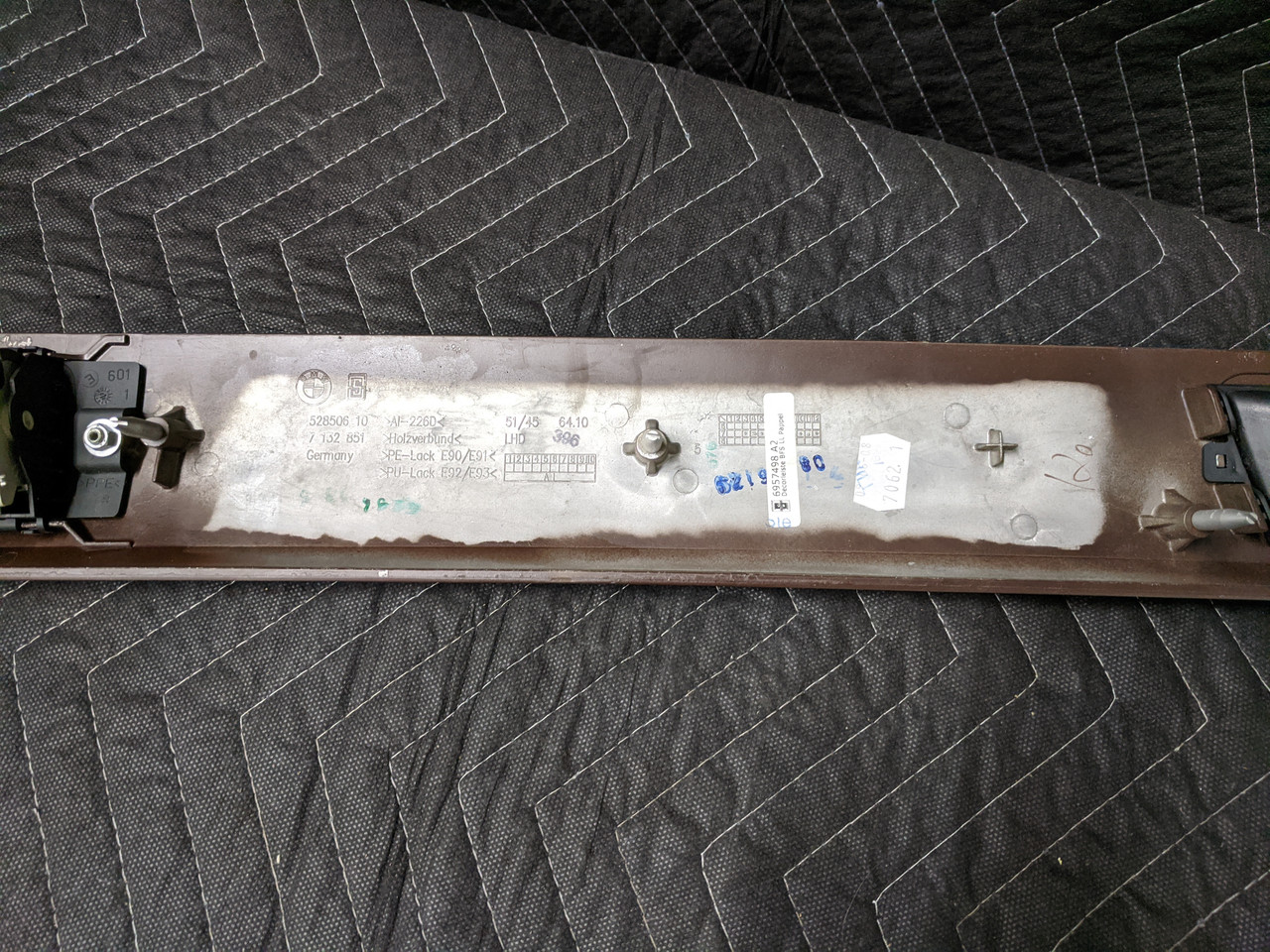 BMW E90/E91 3-Series Poplar Wood Dashboard Trim Right - Image 6