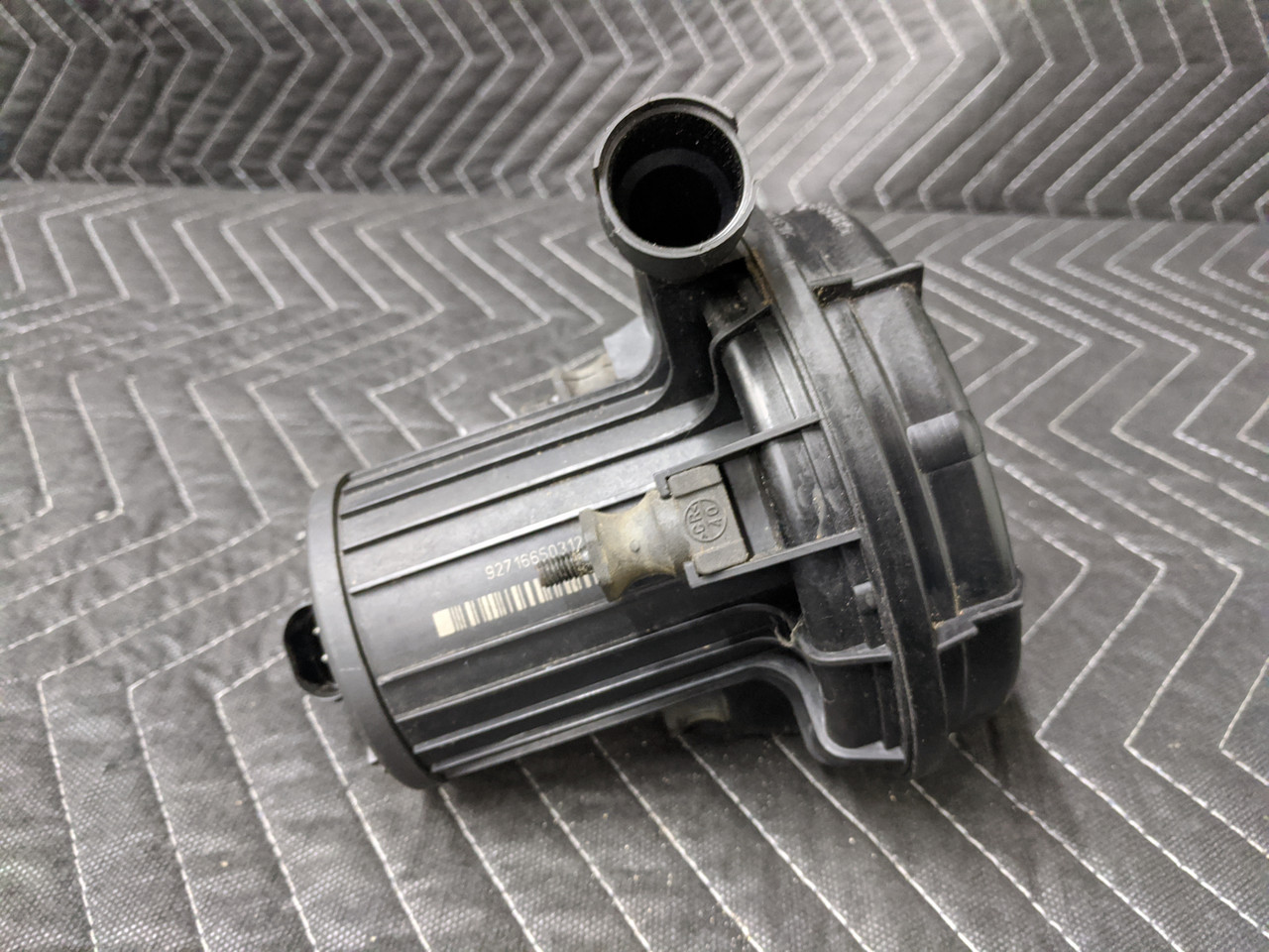 BMW E46/E53/E60/E61/E63/E64/E83/E84 Secondary Air Injection Smog Pump 11727506210 - Image 6