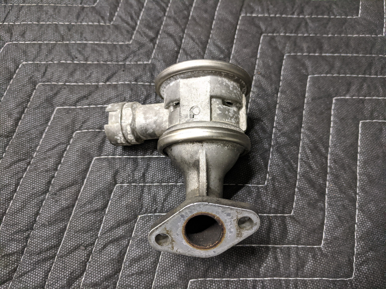 BMW E46/E83 3-Series X3 M54 Secondary Air Injection Control Valve 11727523530 - Image 3