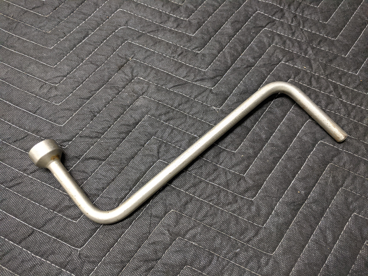 BMW HEYCO 17mm Lug Wrench Tire Iron 71121179953 - Image 2