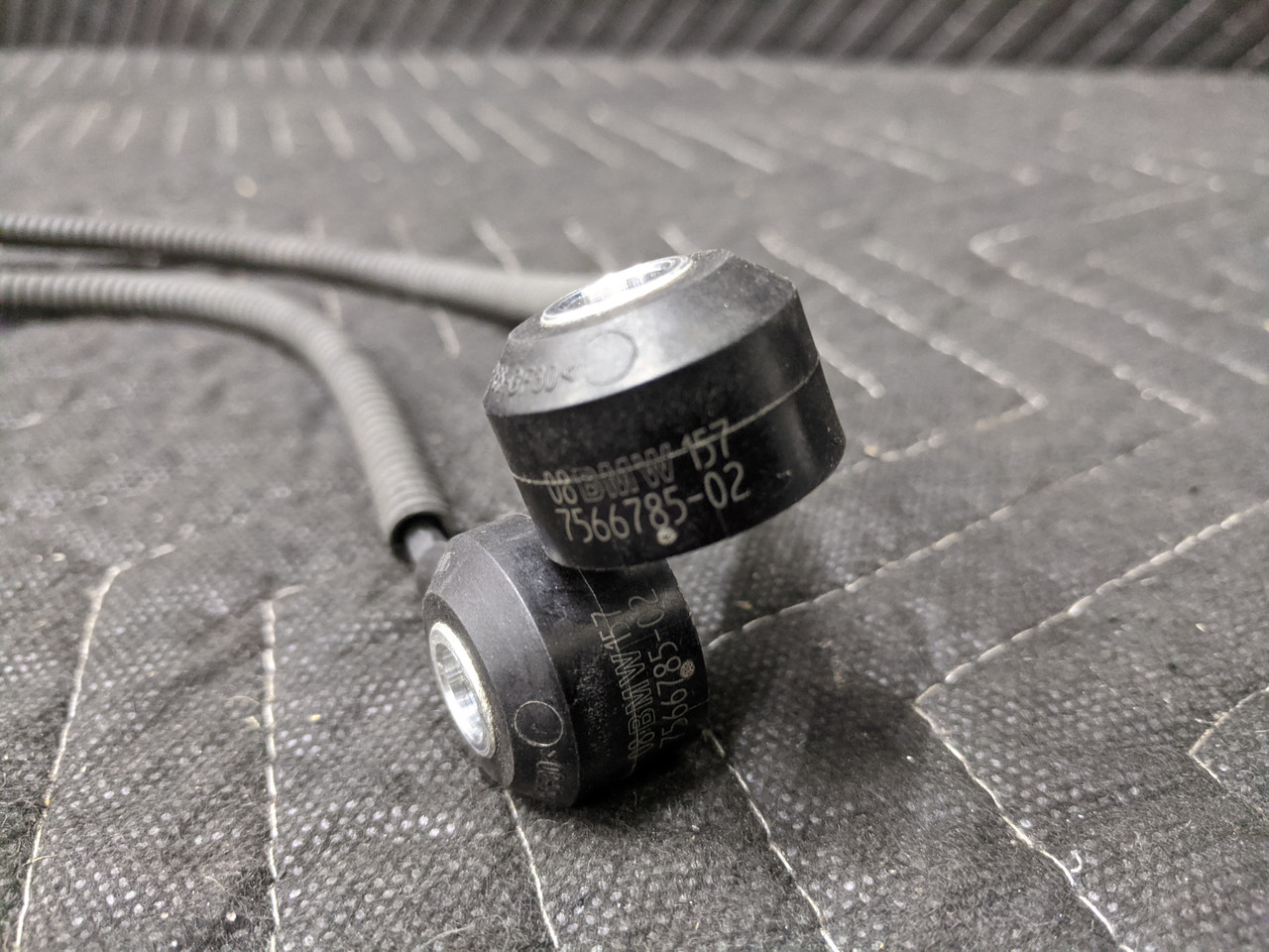 BMW E90 3-Series N52 Engine Knock Ping Sensor 13627566785 - Image 4