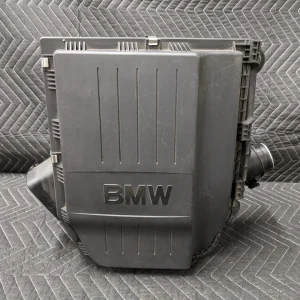 BMW E90/E91/E92/E93 N54 Intake Muffler Air Box 13717556547