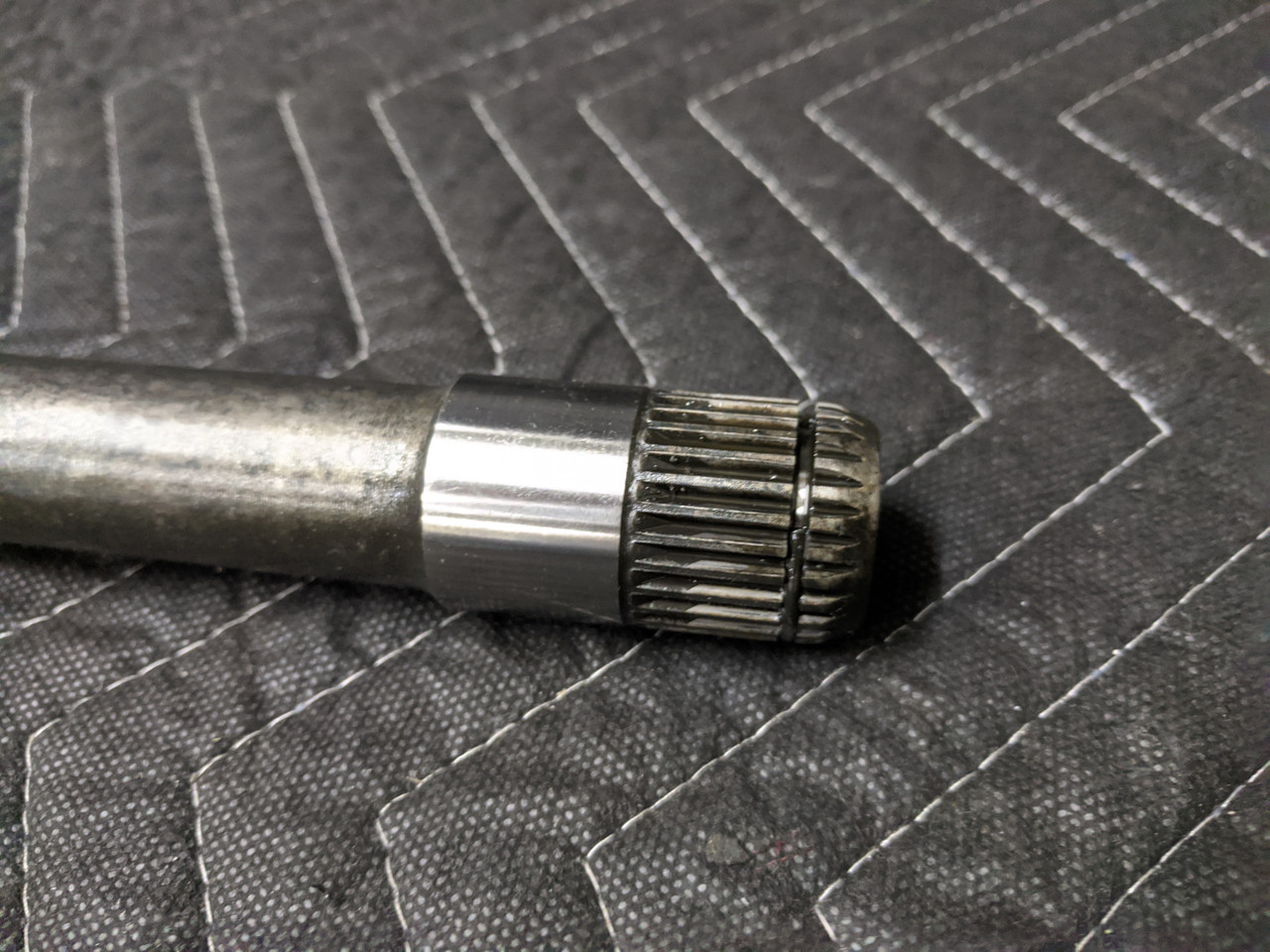 BMW E90/E91/E92 3-Series Front Right Output Axle Shaft 7529390 - Image 4