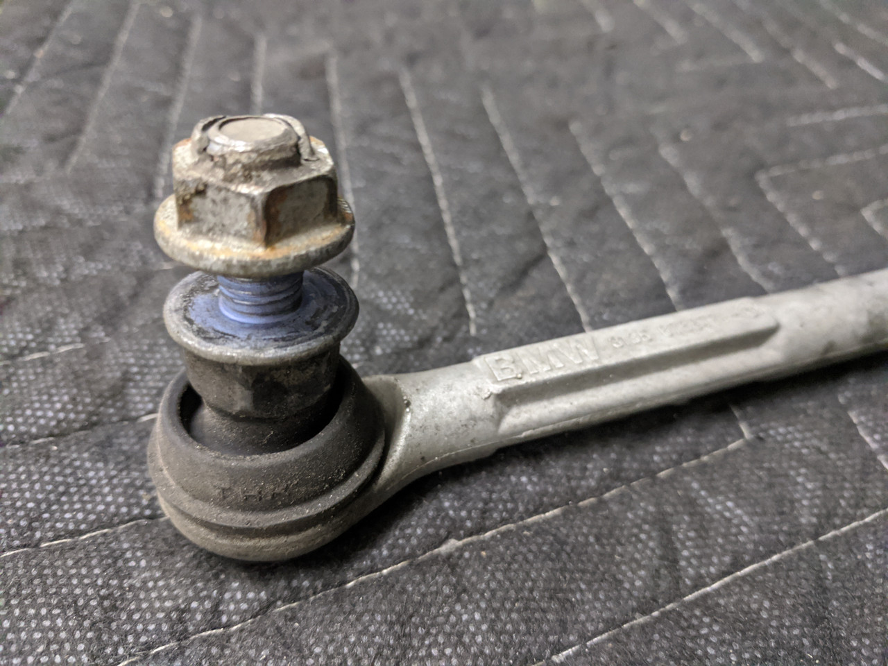 BMW E90/E91/E92 3-Series Front Left Sway Bar Link 31356768771 - Image 3