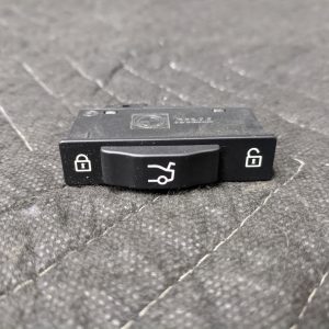 BMW E90/E91/E92/E93 Hotel Trunk Lock Switch 61318379766