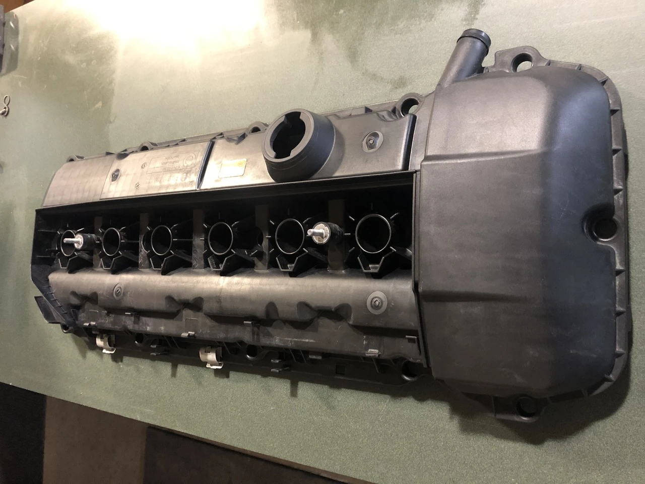 BMW M54 Valve Cover - Image 2