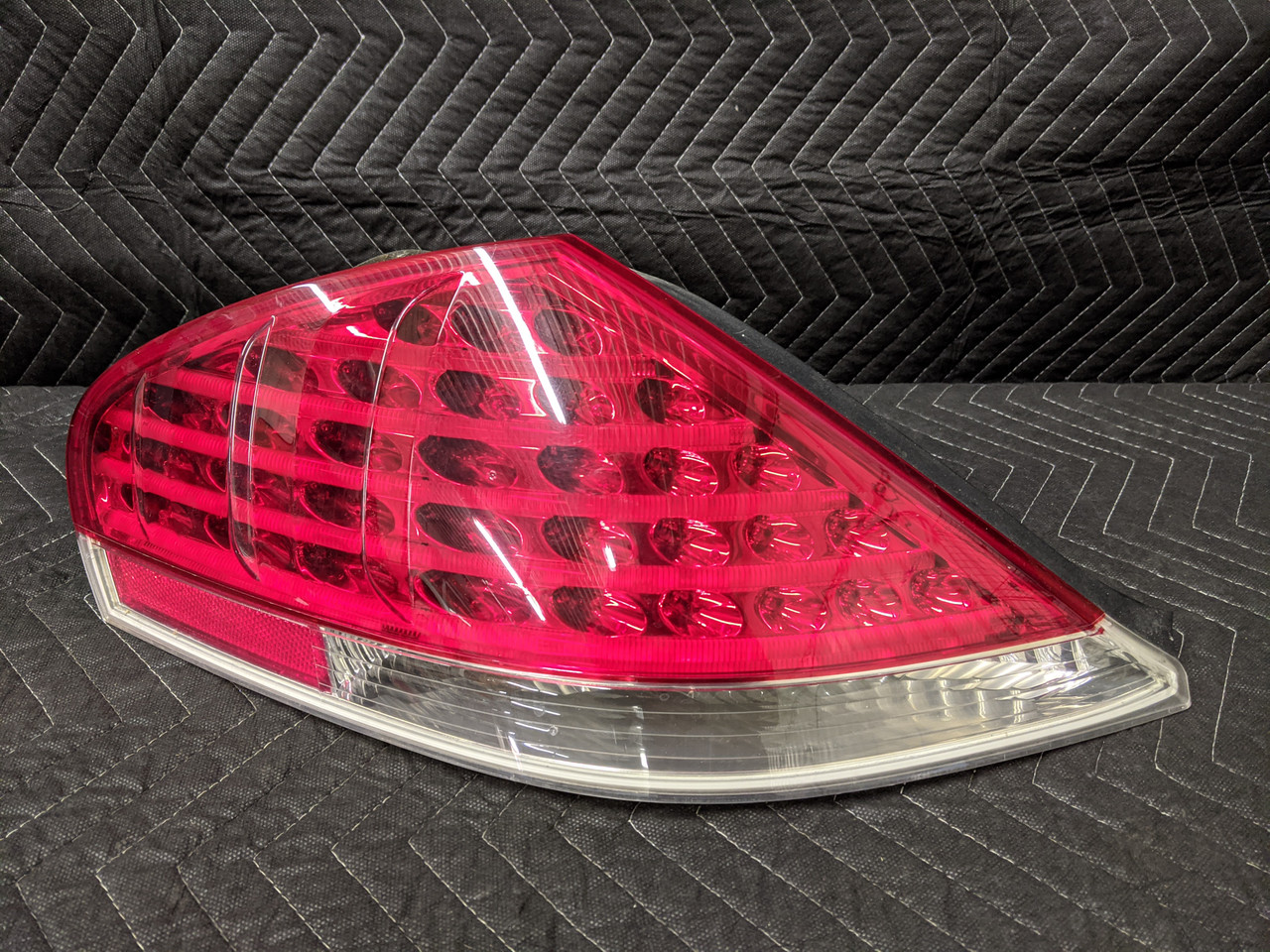 BMW E63/E64 6-Series M6 Tail Light Left Driver 63217170977