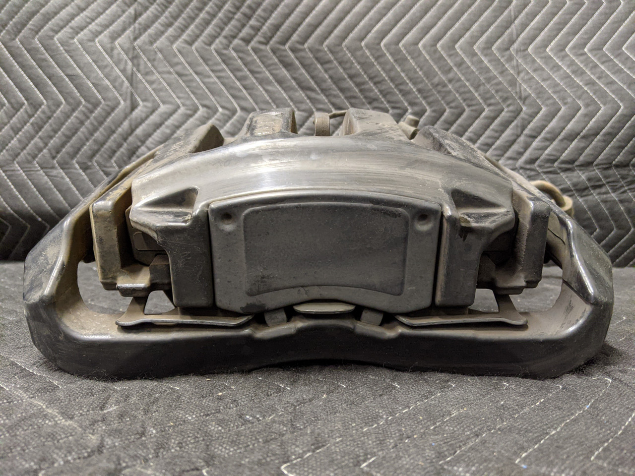 BMW E60/E61/E63/E64 M5 M6 Front Right Brake Caliper 34112283162 - Image 2