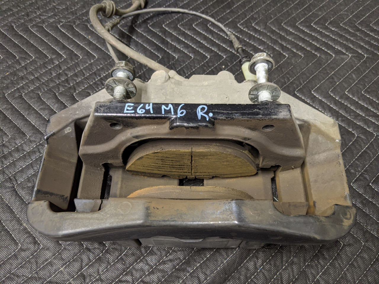 BMW E60/E61/E63/E64 M5 M6 Front Right Brake Caliper 34112283162 - Image 6