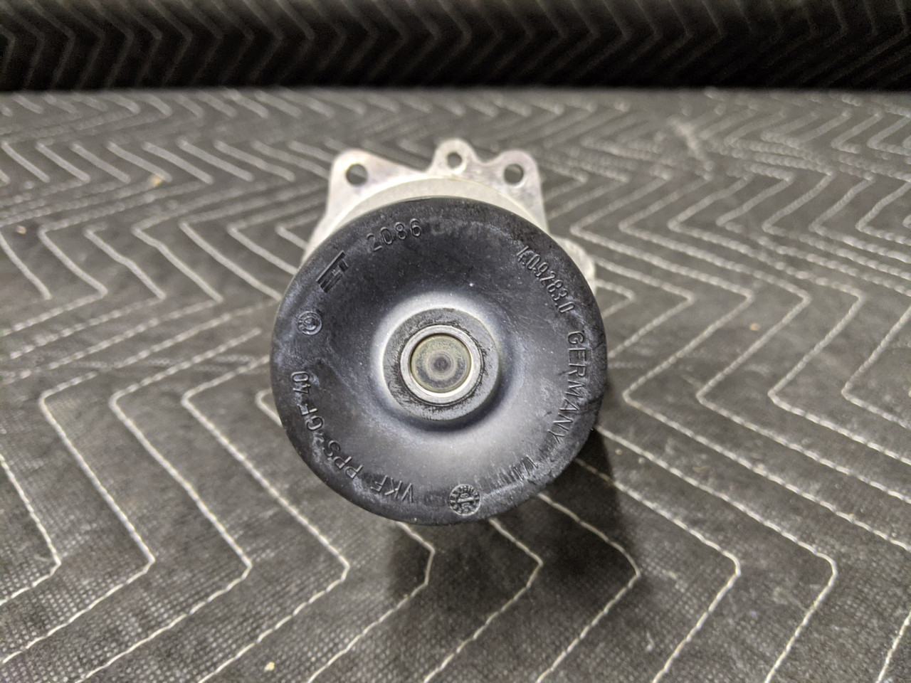 BMW E60/E63/E64/E90/E92/E93 M3 M5 M6 S65 S85 Engine Water Pump 11517838201 - Image 3