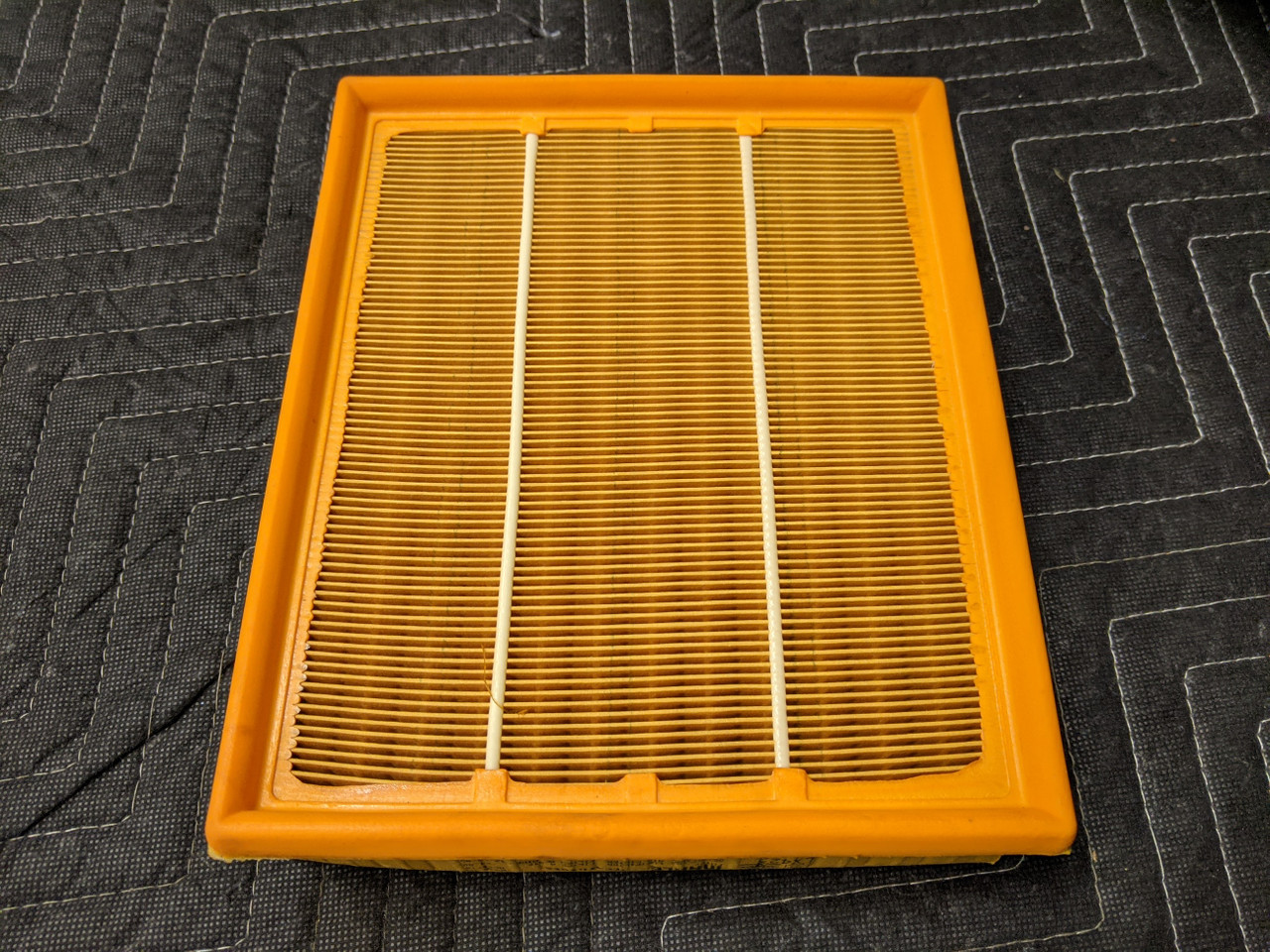 BMW E31/E32/E34/E38/E39 Air Filter 13721702158