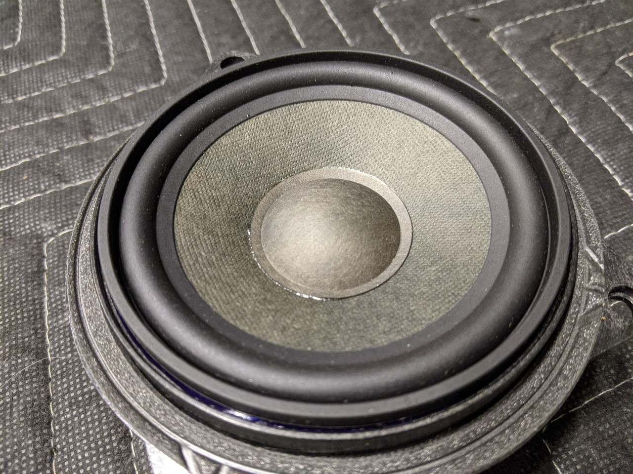 BMW E81/E82/E84/E88/E92/E93 Mid-Range Speaker HiFi 65136945411 - Image 2