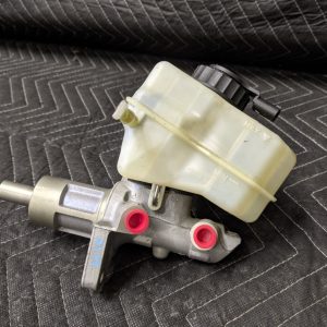 BMW E90/E91/E92/E93 3-Series Brake Master Cylinder 34336785664