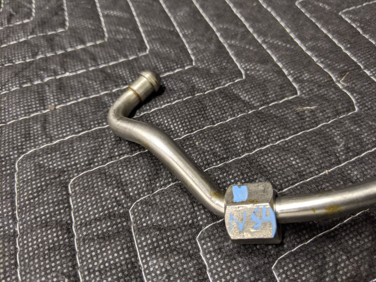 BMW E90/E91/E92/E93 3-Series N54 High Pressure Fuel Pipe 13537536566 - Image 4