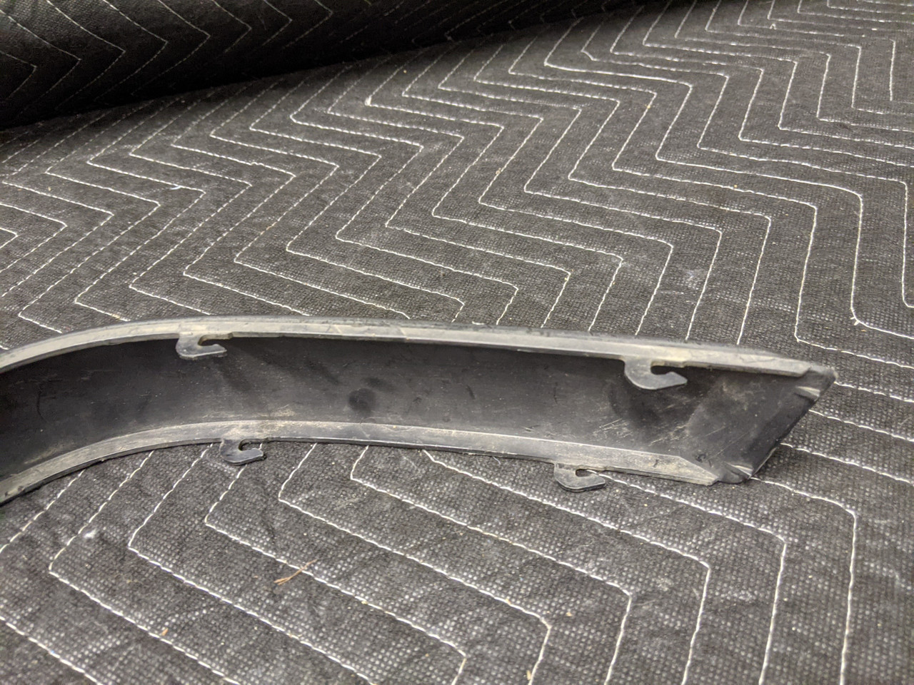 BMW E36 3-Series Front Bumper Impact Strip Right Passenger 51118146318 - Image 3