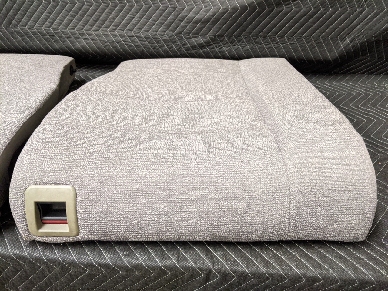 BMW E36 3-Series Compact ti Rear Upper Seats Grey Cloth 52208146599 - Image 4