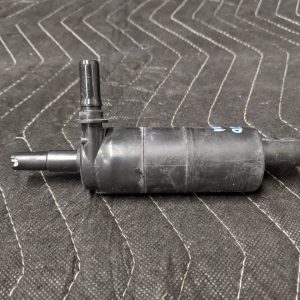 BMW F10/F11 5-Series Headlight Washer Pump 67637217792