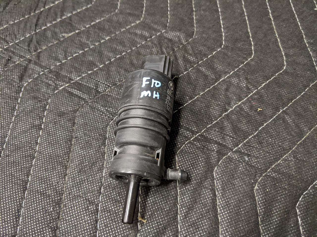 BMW F07/F10/F11 5-Series Windshield Washer Pump 67126934160 - Image 6