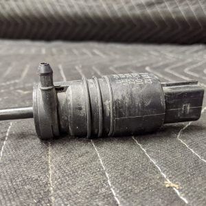 BMW F07/F10/F11 5-Series Windshield Washer Pump 67126934160