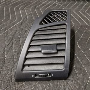 BMW E81/E82/E87/E88 1-Series Fresh Air Grill Left 64227059187