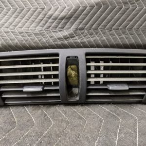 BMW E81/E82/E87/E88 1-Series Fresh Air Grill Center 64227059189
