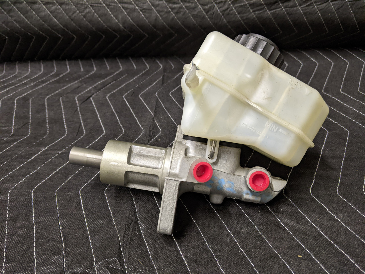 BMW E81/E82/E87/E88/E90/E91/E92/E93 Brake Master Cylinder 34336785662