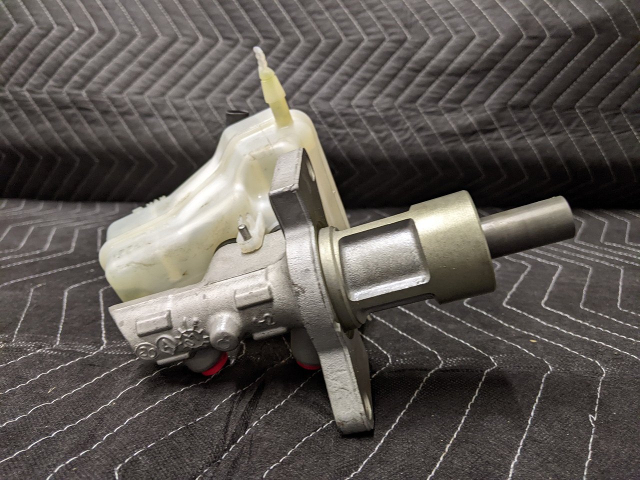 BMW E81/E82/E87/E88/E90/E91/E92/E93 Brake Master Cylinder 34336785662 - Image 3