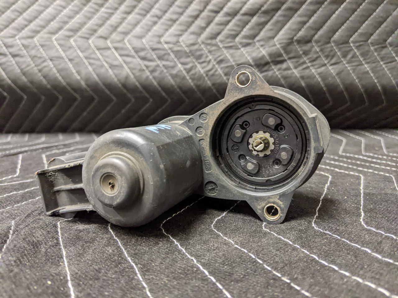 BMW F06/F10/F11/F12/F13/F25/F26 Parking Brake Actuator Left EMF 34216794618