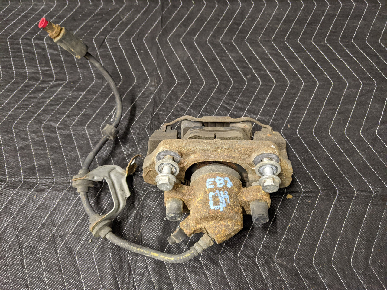 BMW E82/E88 1-Series Brake Caliper Front Left 34116776527 - Image 7