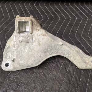 BMW F07/F10/F11 5-Series N55 Engine Support Bracket Right 22116781258
