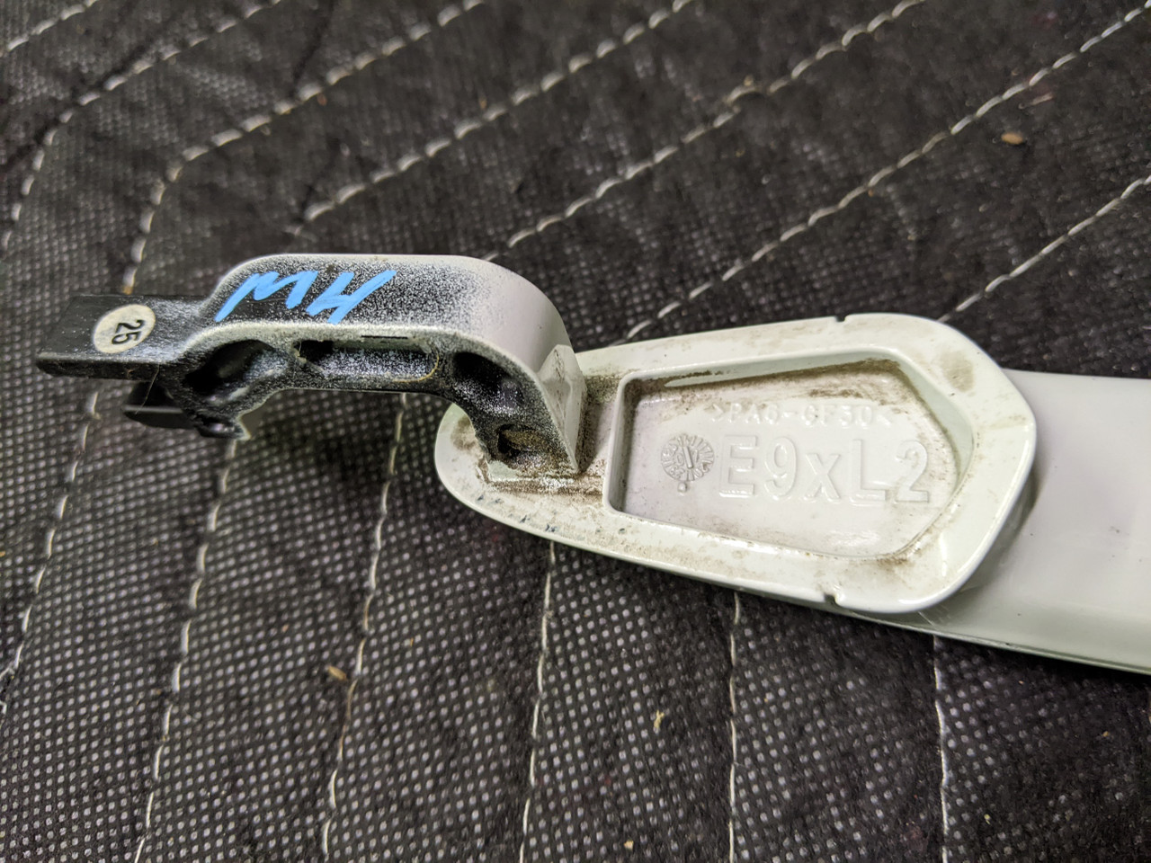 BMW E70/E90/E91/E92/E93 X5 Front Door Handle Left 51217207561 - Image 3