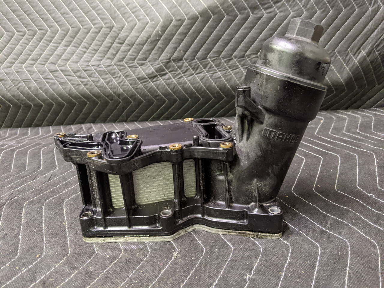 BMW F15/F16 X5 X6 Oil Filter Housing 11428507697 - Image 2