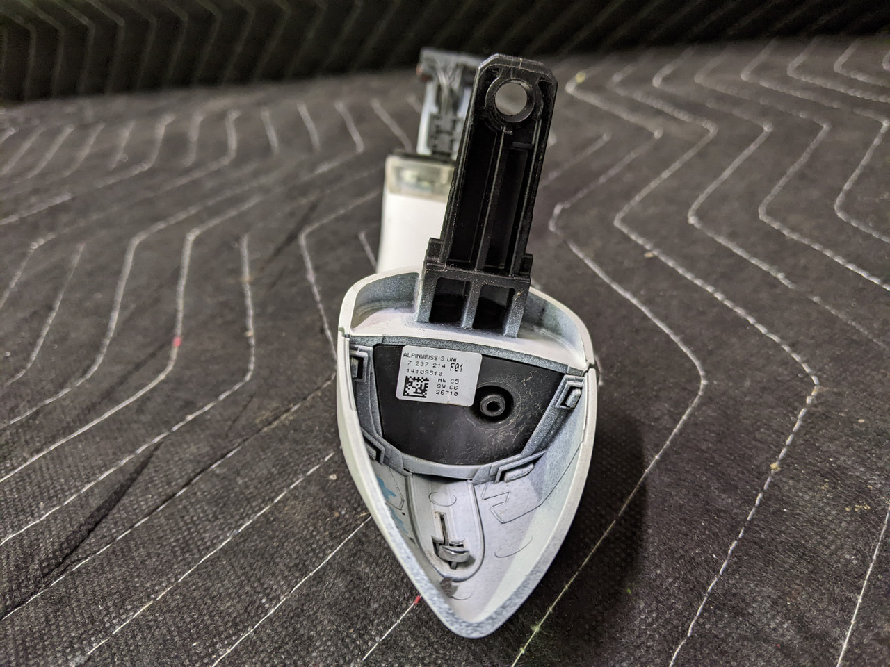 BMW F01/F02/F03/F04/F06/F07/F10/F11/F12/F13 Exterior Door Grab Handle Right 51217231934 - Image 6
