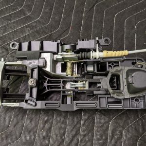 BMW F01/F02/F03/F04/F06/F07/F10/F11/F12/F13 Exterior Door Handle Carrier Right Front Passenger 51217187228